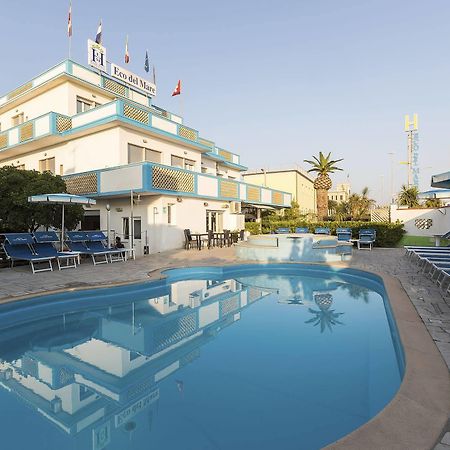 Hotel Eco Del Mare Marina di Massa Kültér fotó