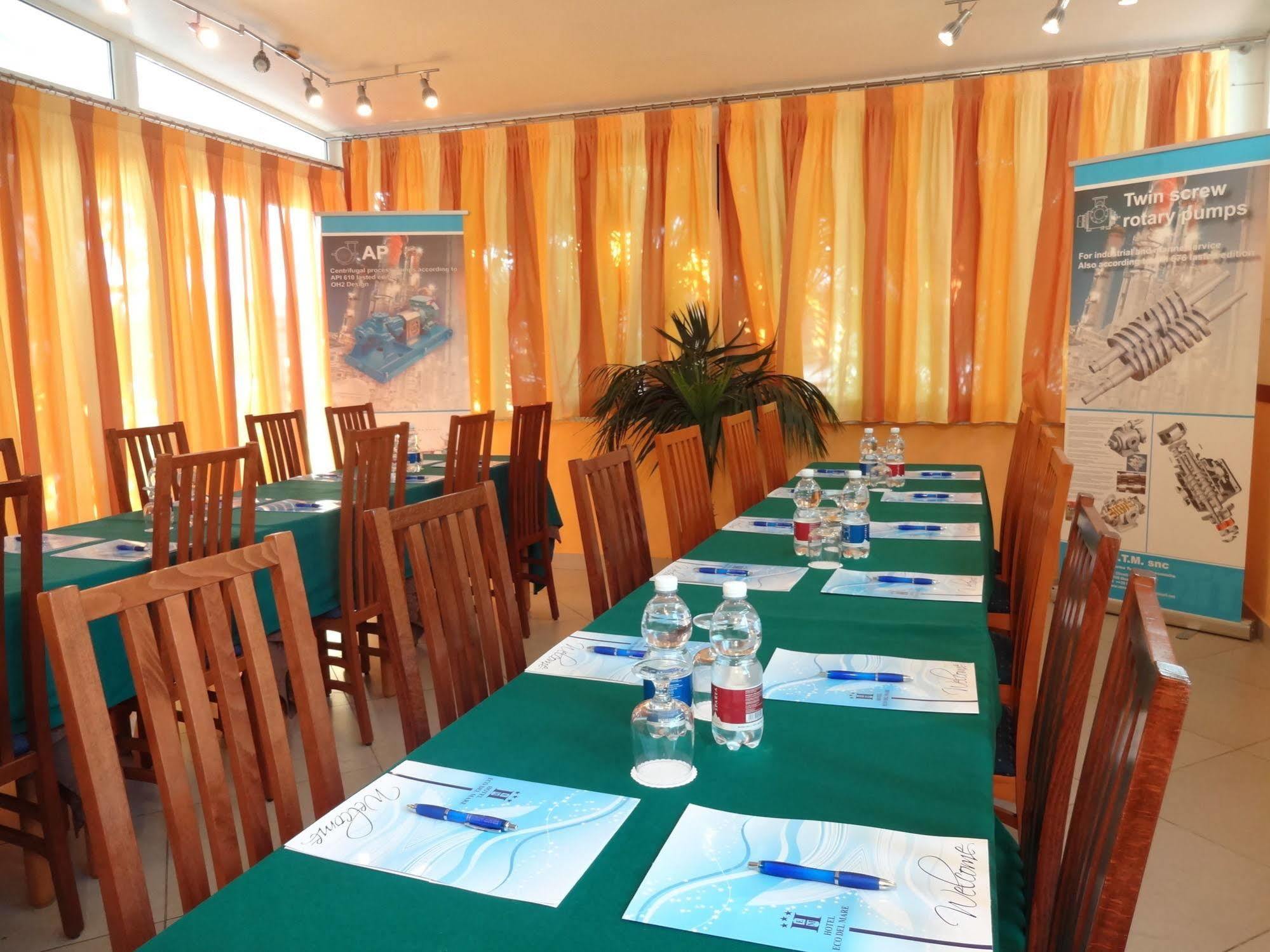 Hotel Eco Del Mare Marina di Massa Kültér fotó