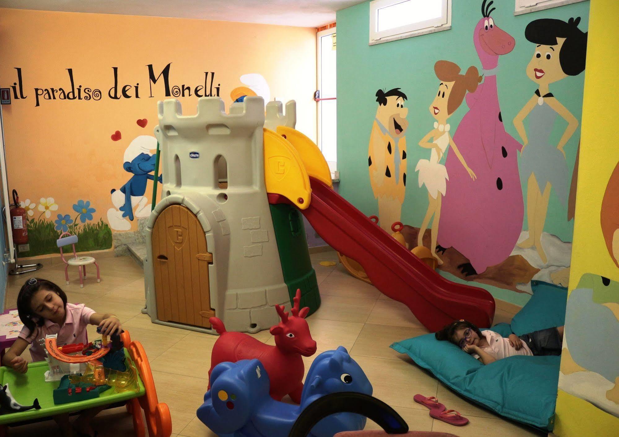 Hotel Eco Del Mare Marina di Massa Kültér fotó