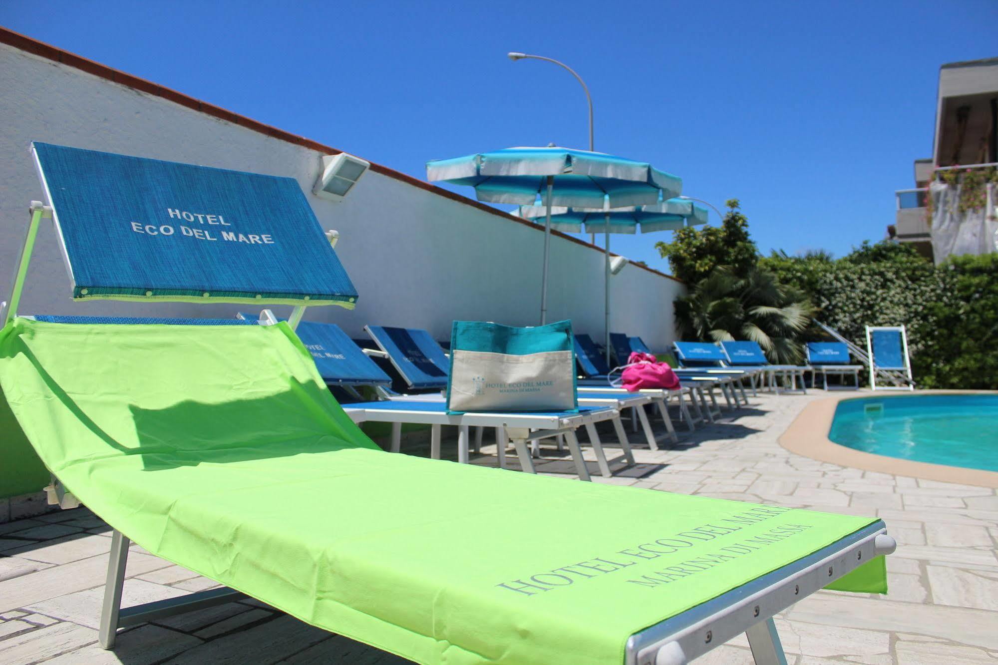 Hotel Eco Del Mare Marina di Massa Kültér fotó