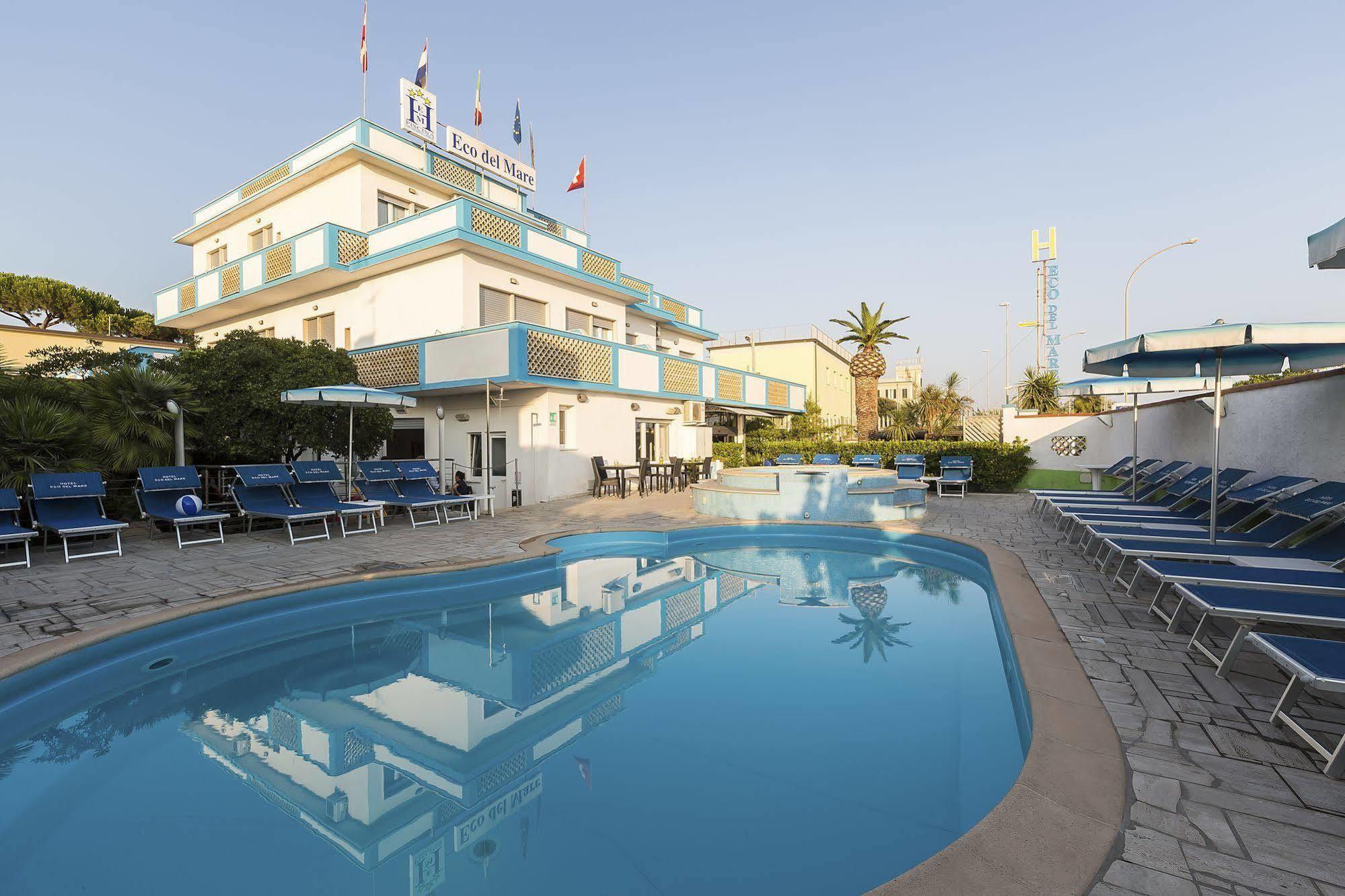 Hotel Eco Del Mare Marina di Massa Kültér fotó